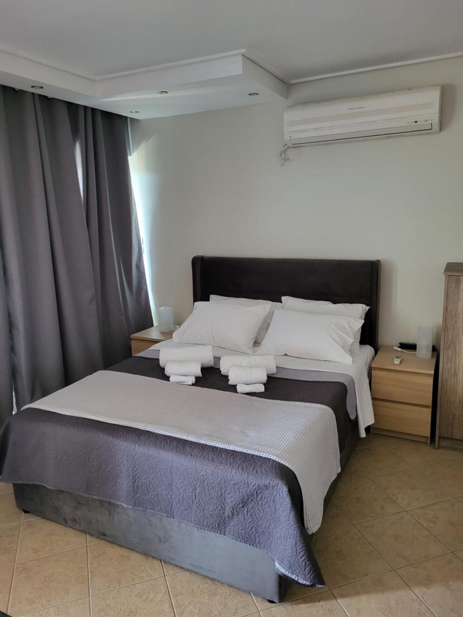 "Stergiou Luxury Apartment 2Nd Floor" Με Κοινη Πισινα Saronida Bilik gambar