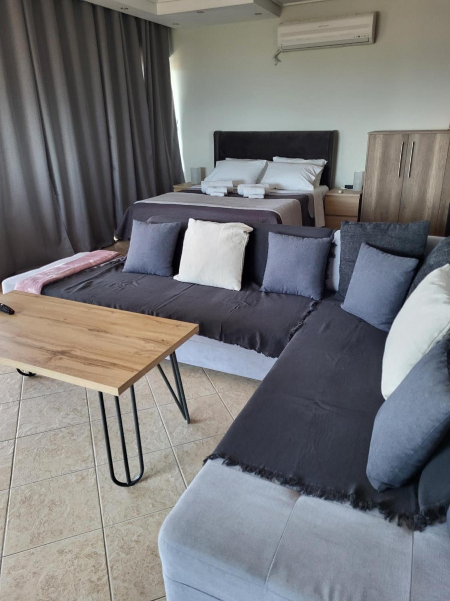 "Stergiou Luxury Apartment 2Nd Floor" Με Κοινη Πισινα Saronida Bilik gambar